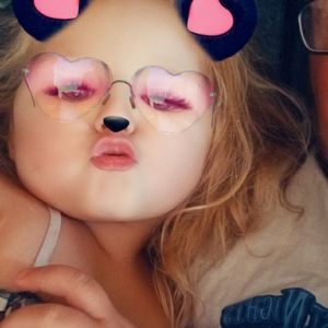 Meet your Posher, Casey